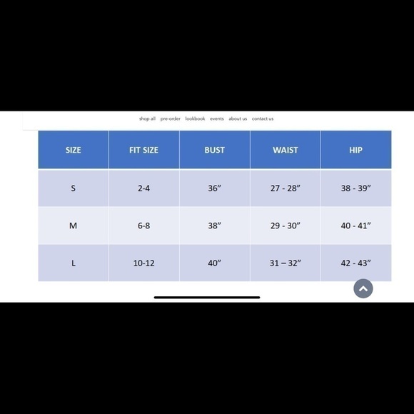 𝅺geo print 2- pocket button down - Picture 9 of 9